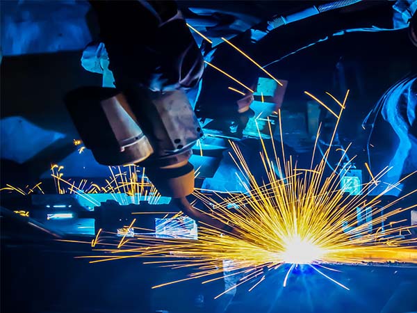 什么工件可以使用全自動焊接機(jī)器人？
